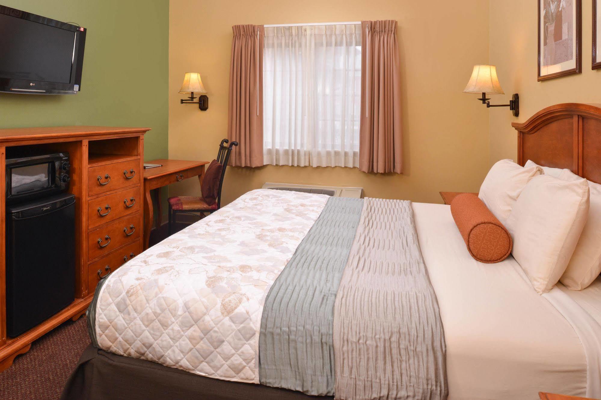 Country Hearth Inn & Suites Edwardsville Ngoại thất bức ảnh